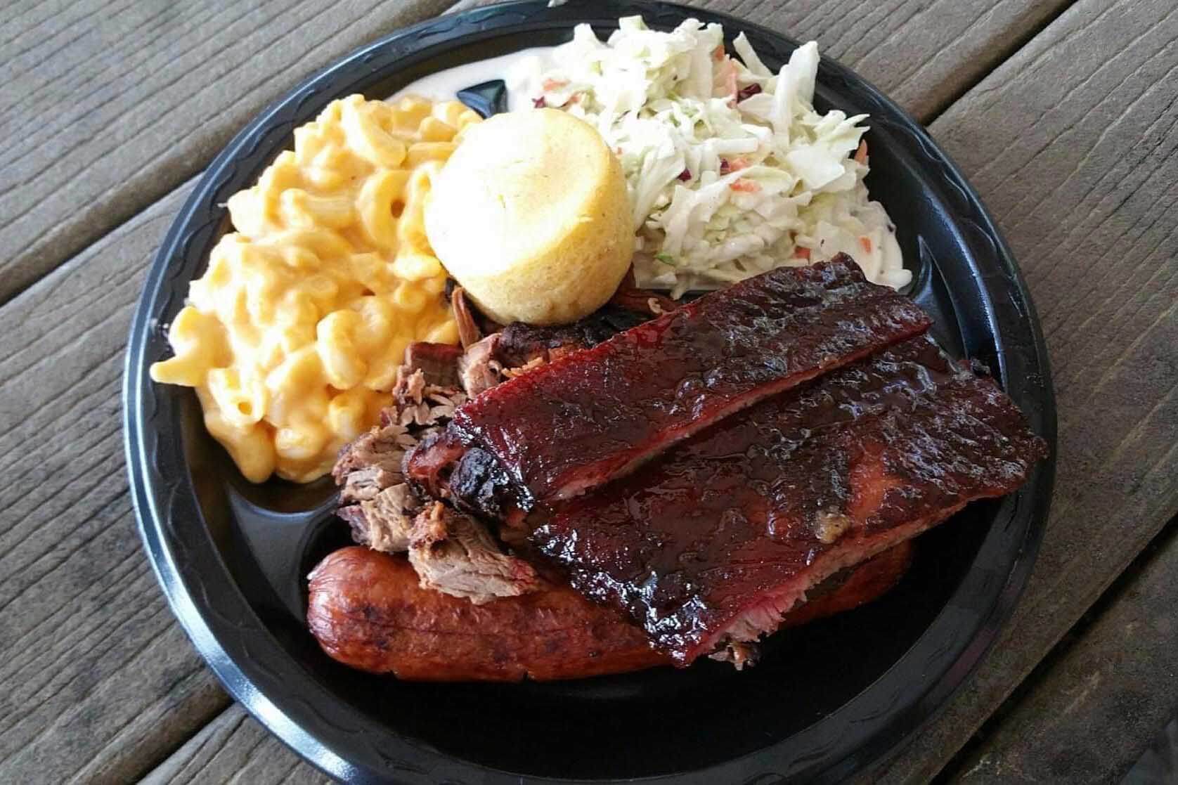 Captains BBQ plate of ribs and side dishes.