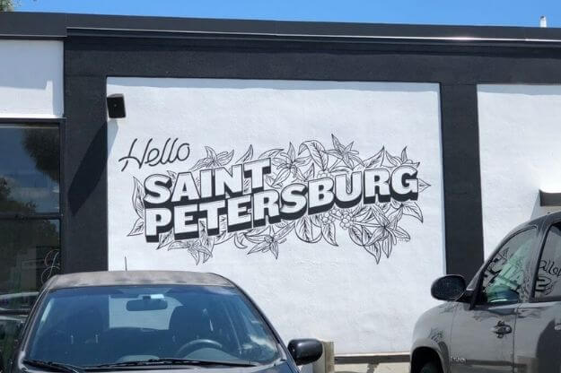 Photo of a mural that says Hello Saint petersburg