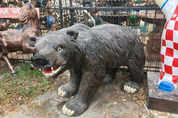 Photo of a bear statue