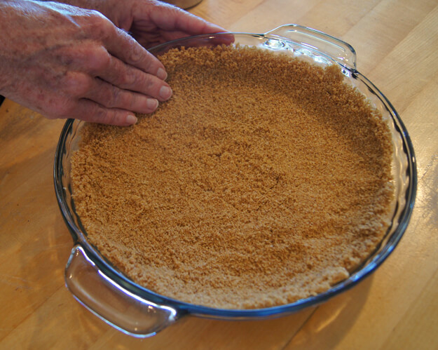 Photo of a graham cracker crust
