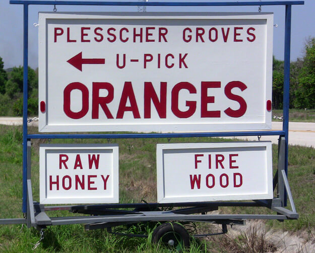 Photo of the sign to Plesscher Groves