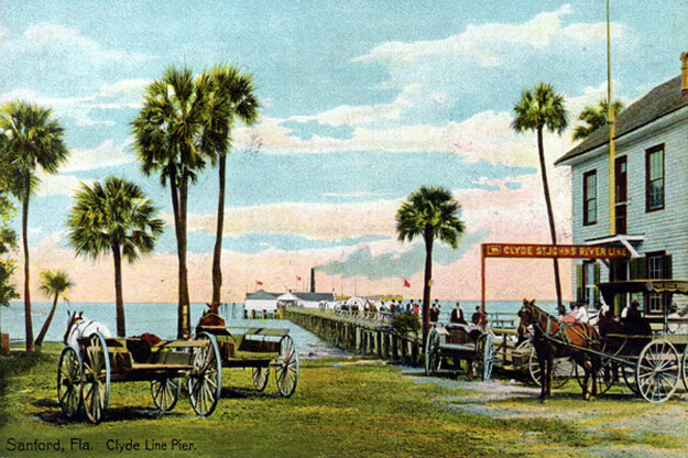 Vintage postcard of the Sanford Pier