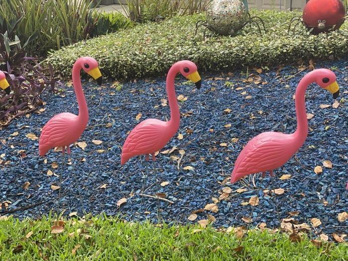 flamingo yard ornaments