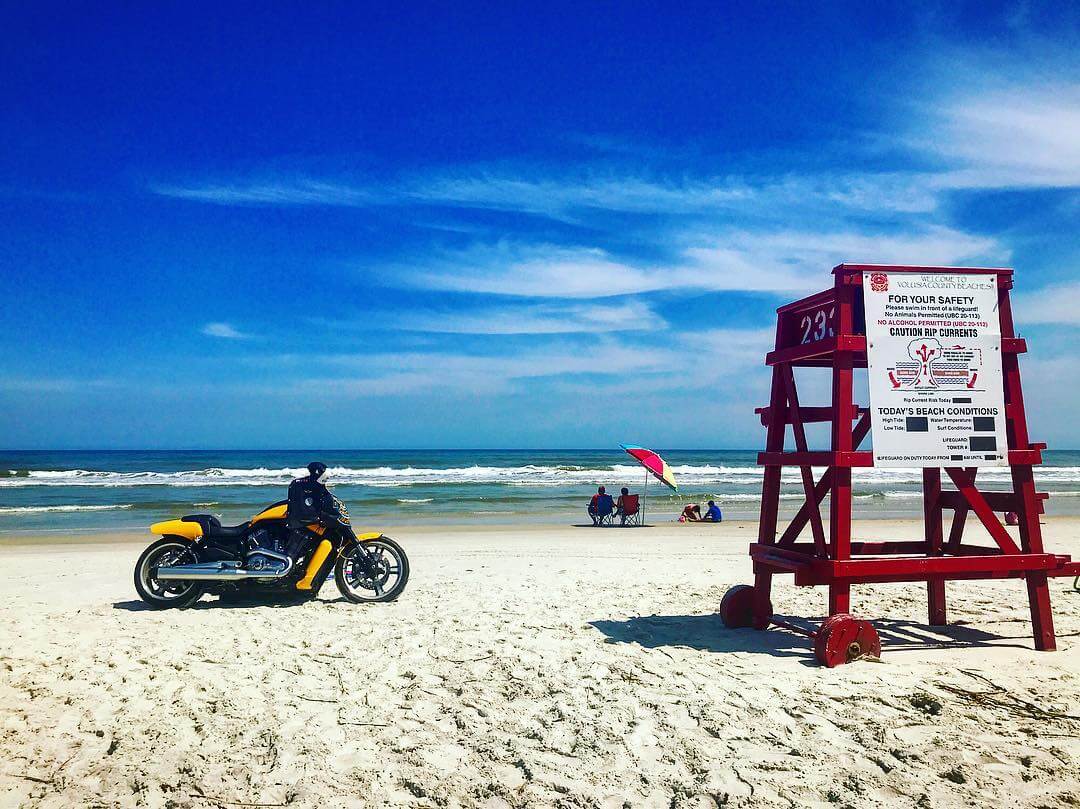 Photo of a motorcycle on the beach