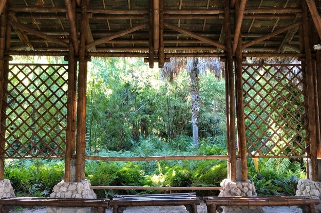 Photo of the Zen Garden at McKee Botanical Gardens