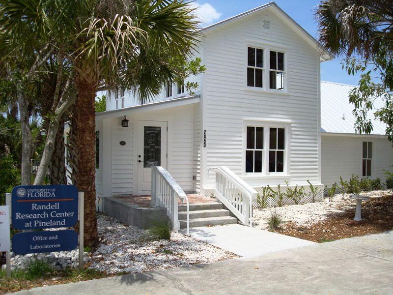 Photo of the Randell Research Center in Pineland Florida