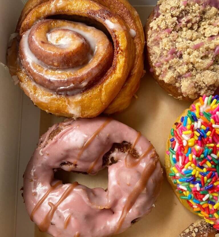 12+ Best Donuts in Florida We Love a "Hole" Lot! (2024)