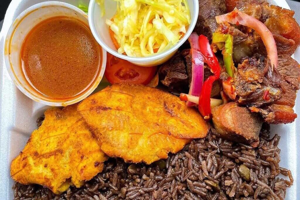 509 Caribbean Cuisine plate of food