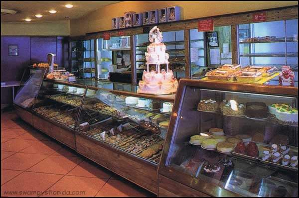 Photo of the bakery at Ronnie's Restaurant Orlando