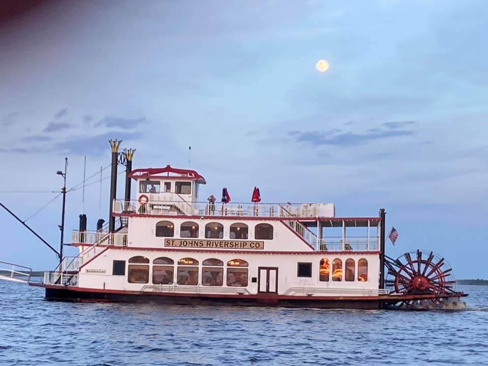 Riverboat on the water - St John's Rivership Co. 