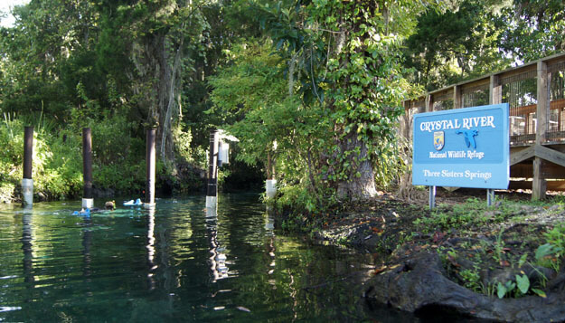 Photo of Three Sisters Crystal River sign