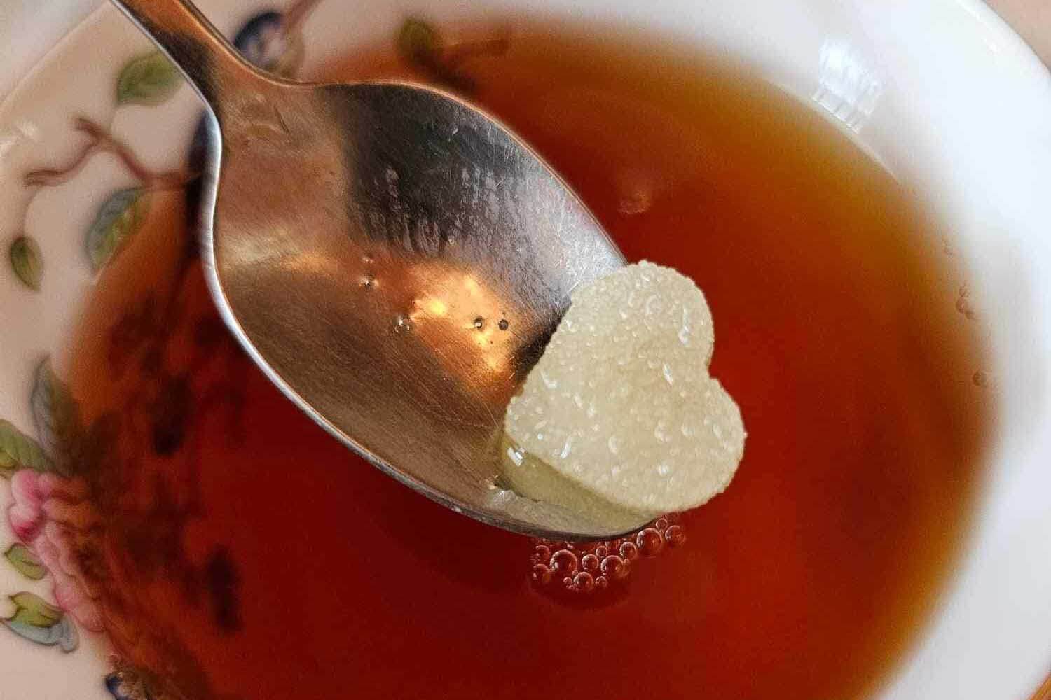 tea with heart sugars