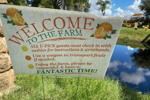Welcome to the Farm sign 
