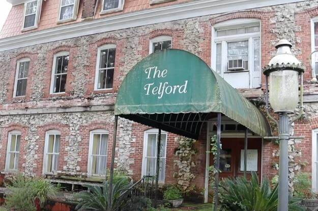 The Telford Hotel in White Springs Florida. 