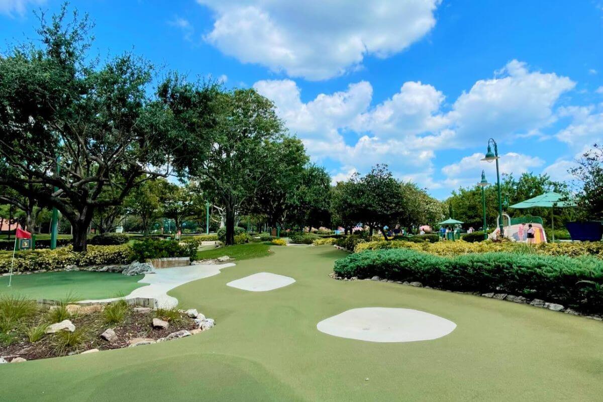 Fantasy Fairways mini golf course at Disney