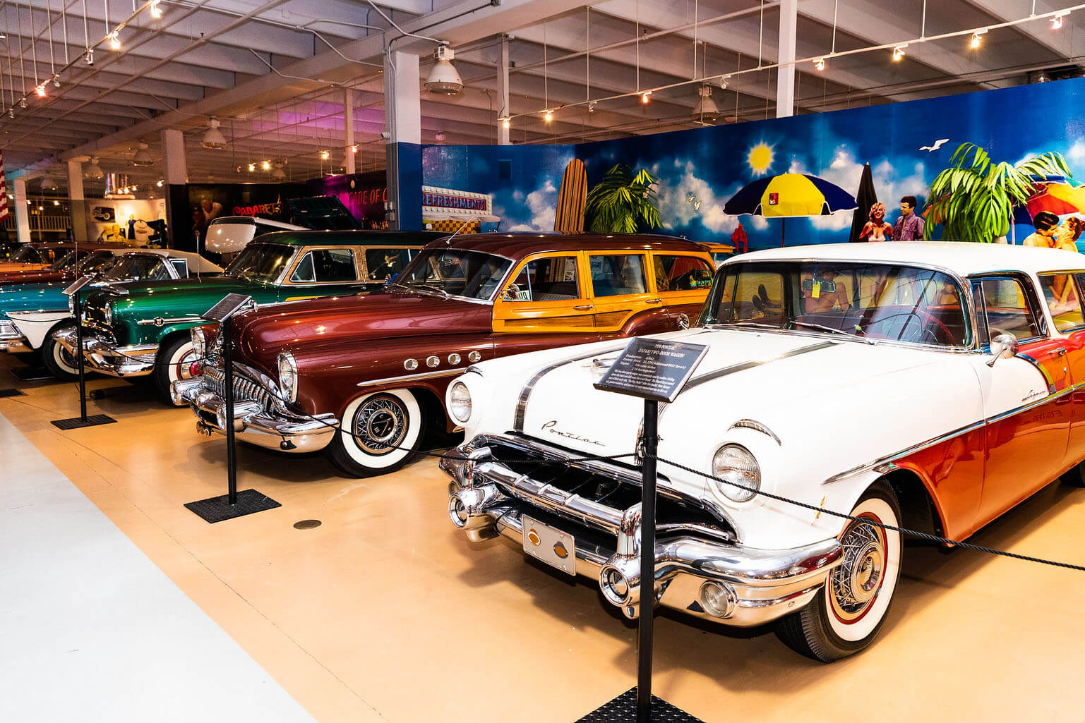 Old cars at Dauer Museum of Classic Cars