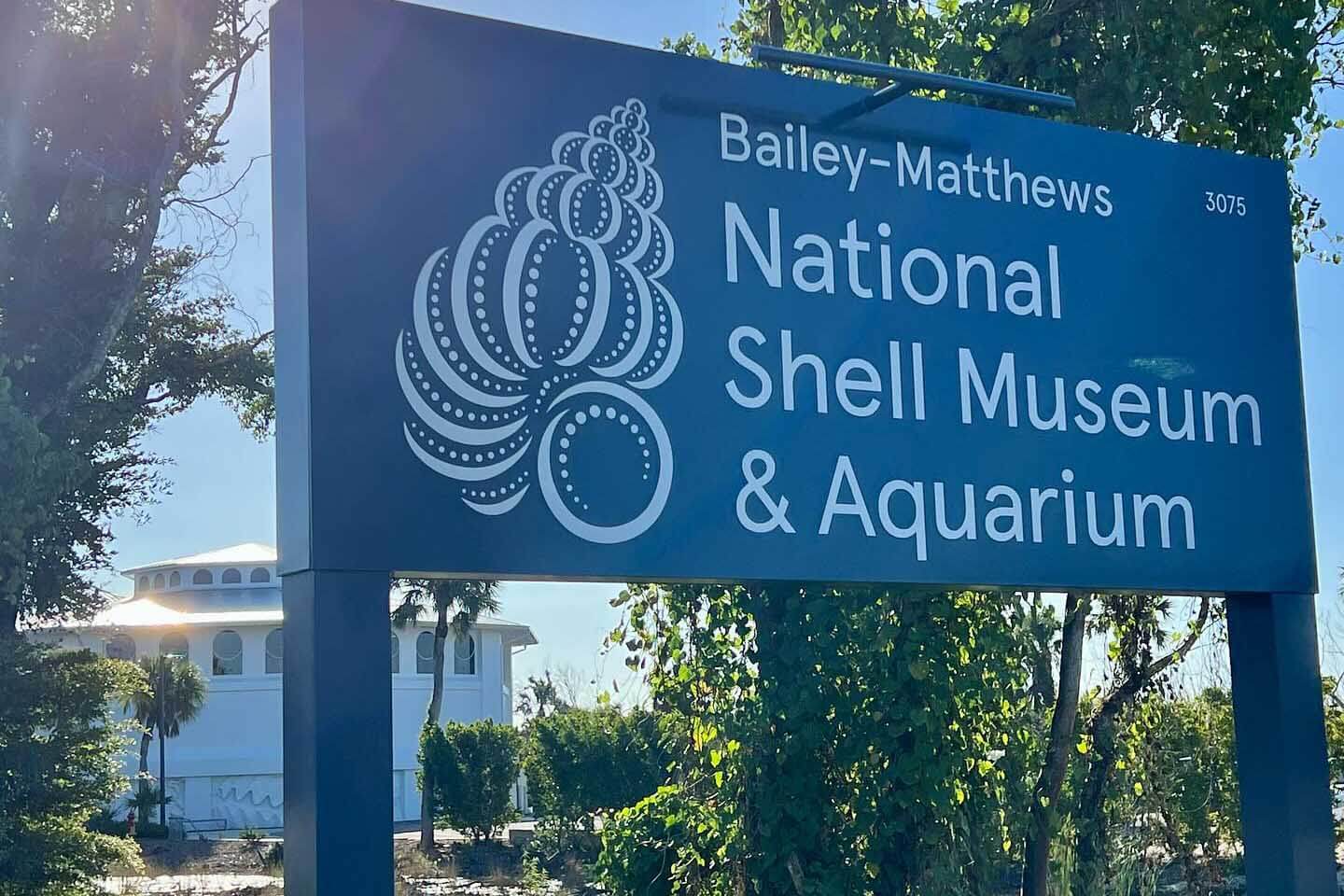 Shell museum sign