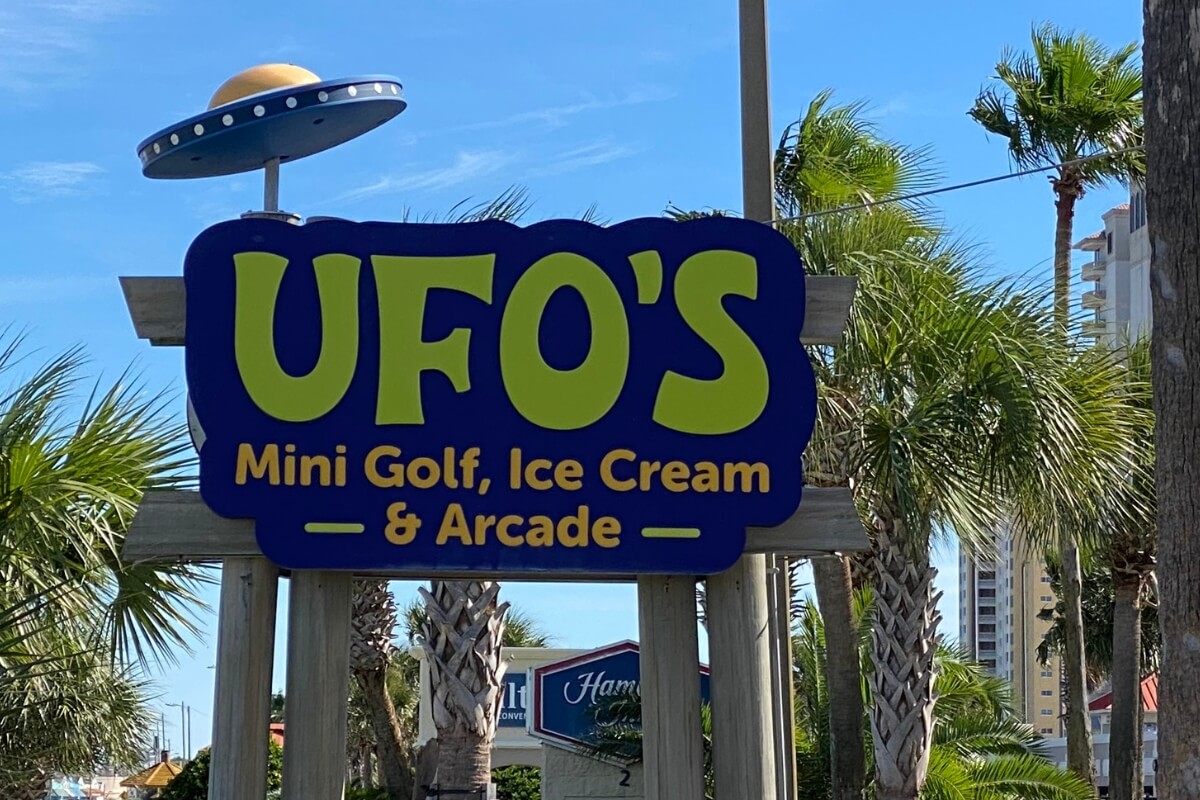 UFO's Mini Golf in Pensacola Beach