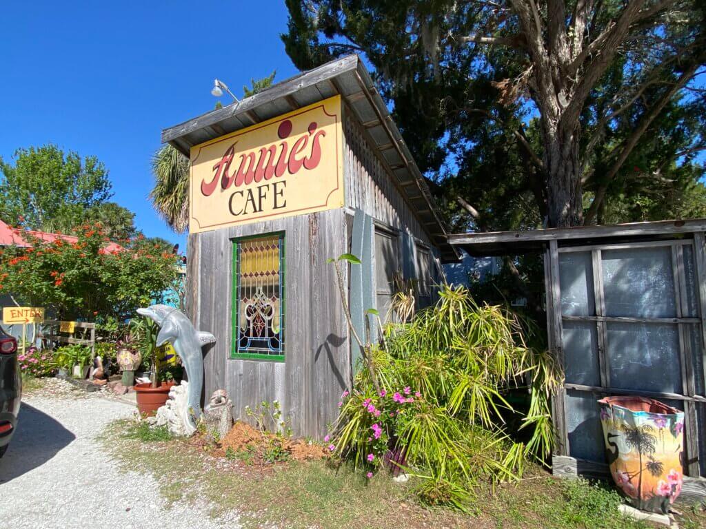Annie's Cafe