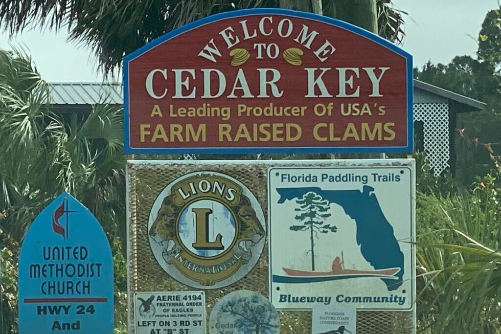 Welcome to Cedar Key sign