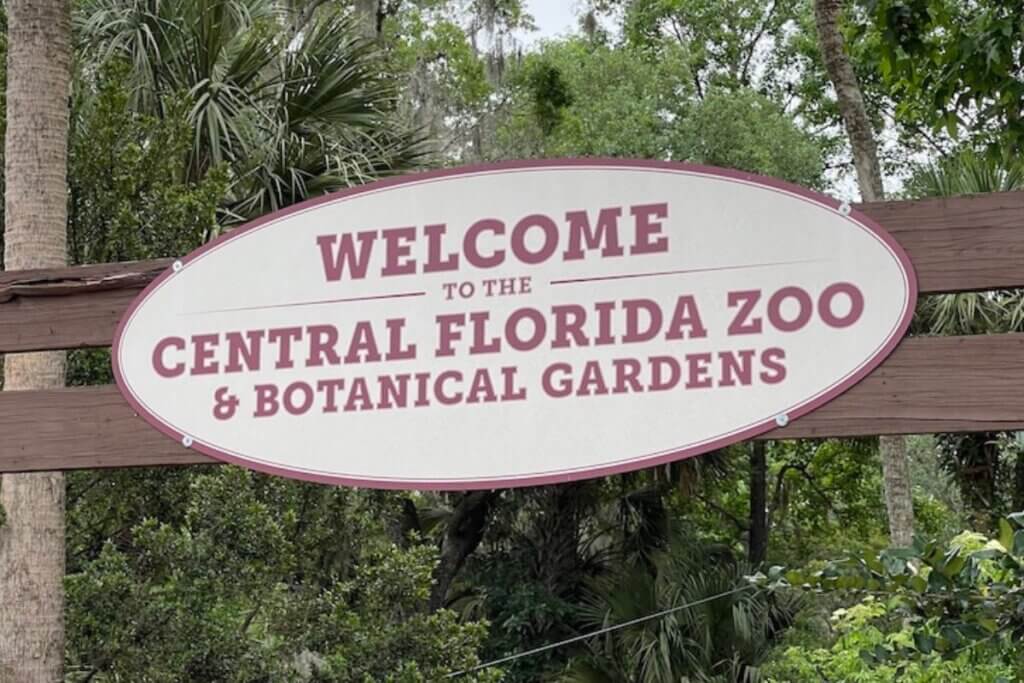 Welcome to Central Florida Zoo and Botanical Gardens sign