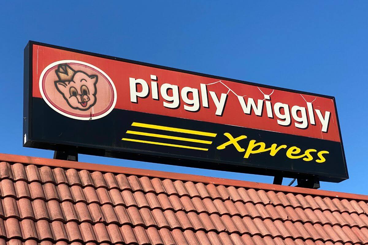 Piggly Wiggly Xpress in St. George Island.