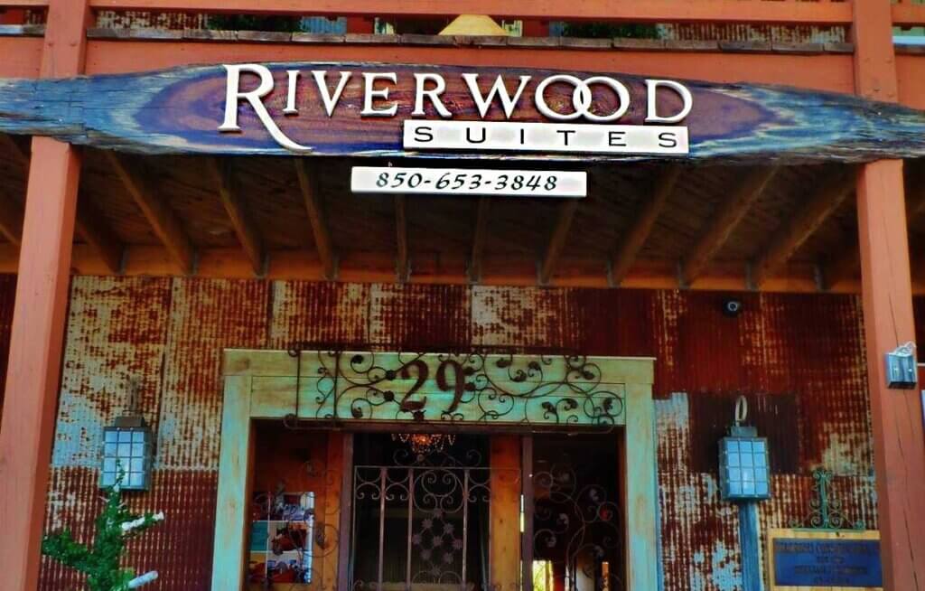 Riverwood Suites in Apalachicola 