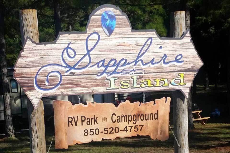 Sapphire Island Sign. 