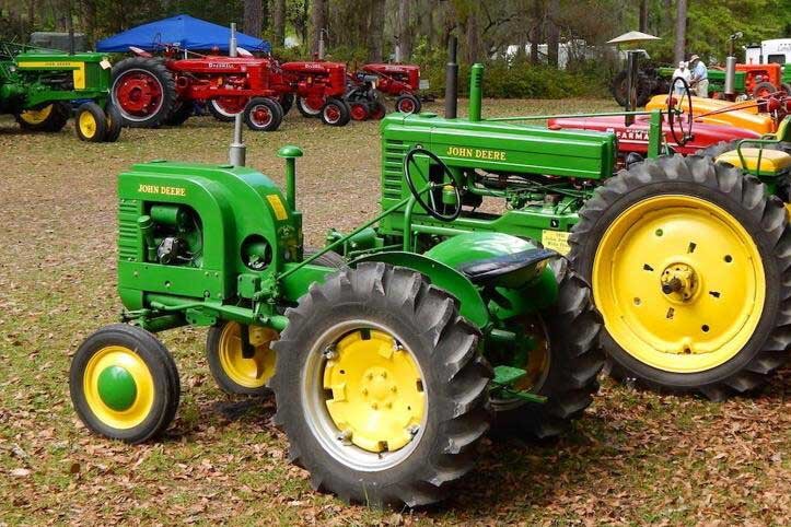 Antique Tractor and Engine Show – White Springs