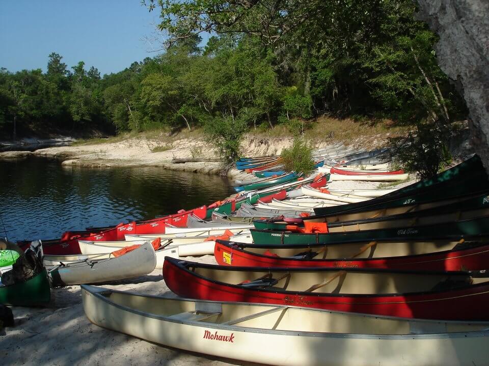 Suwannee River Canoes.