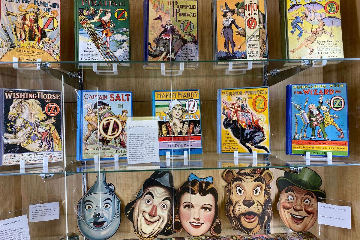 Wizard of Oz Museum display. 