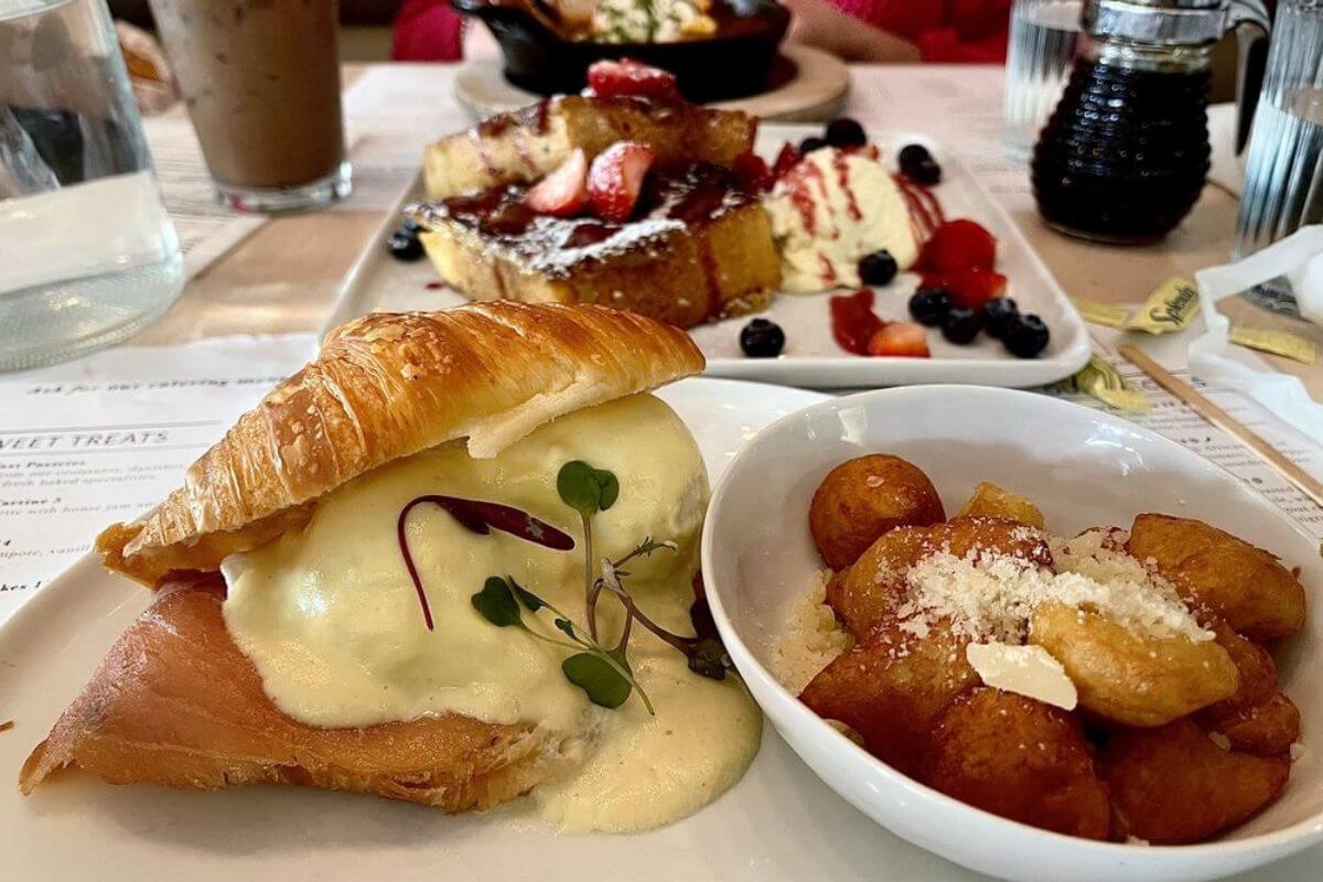 Variety of brunch options on a table. 