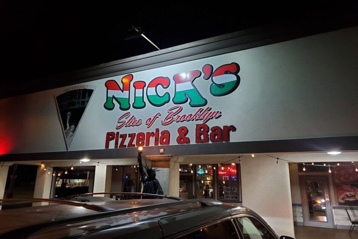 restaurant exterior of Nick's Slice of Brooklyn Pizzeria and Bar 