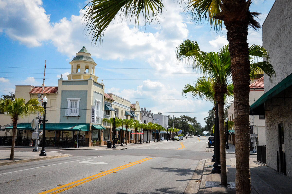Street and buildings in Downtown New Port Richey. 