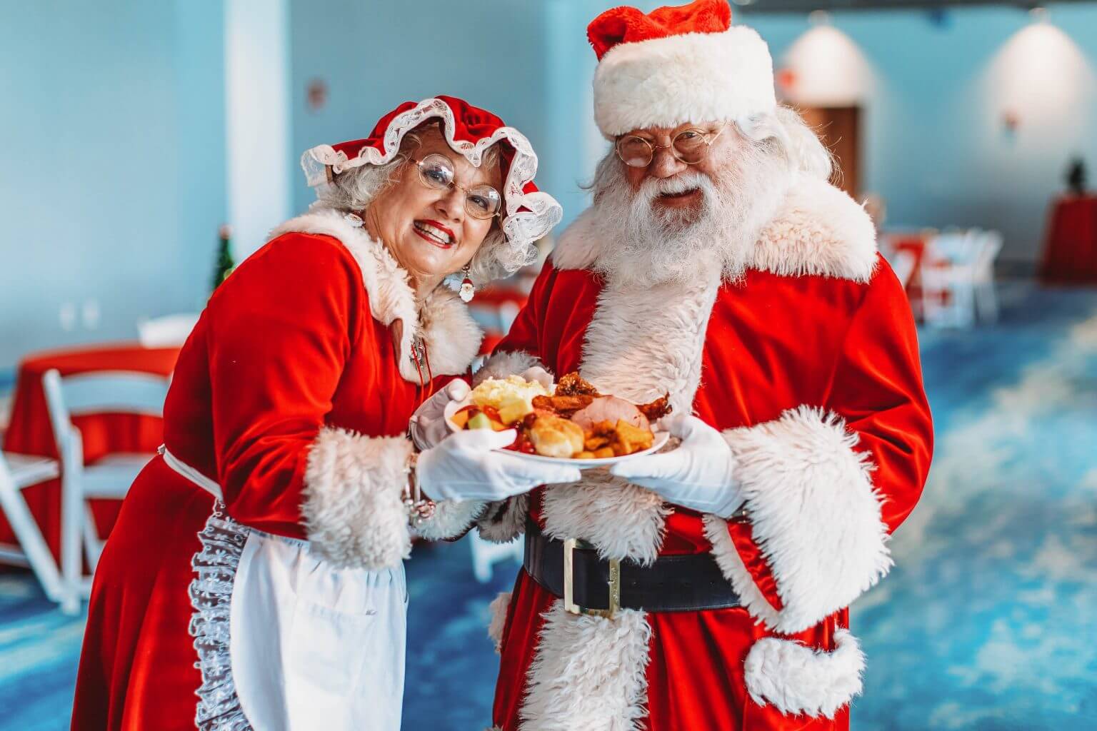 Santa and Mrs claus at breakfast with santa